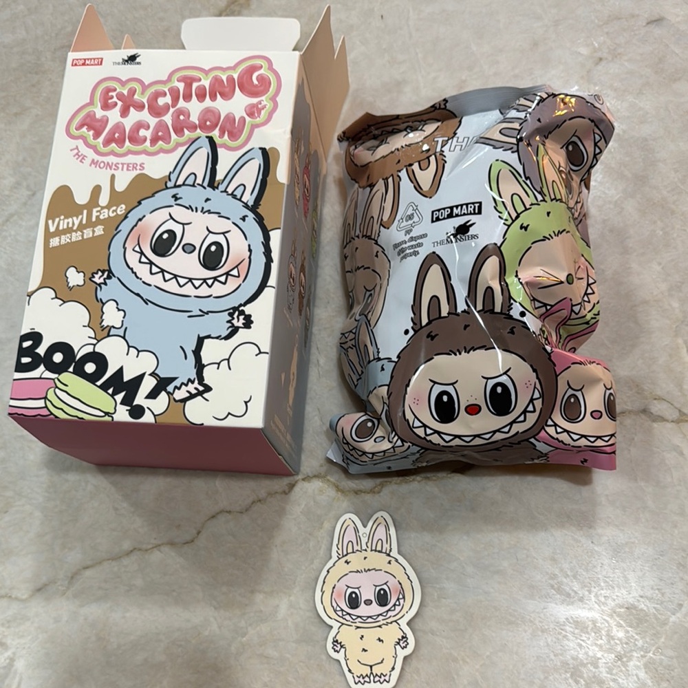Labubu - Picture 2 of 4
